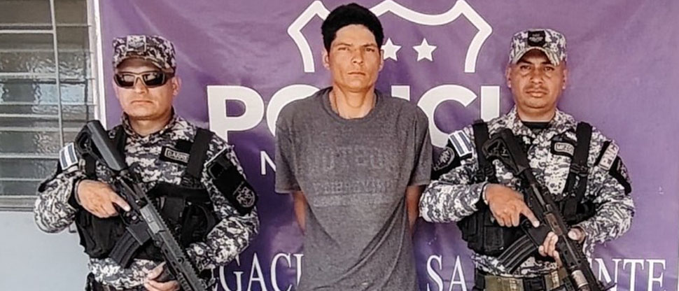 PNC actúa rápido y captura a hombre quién agredió a otro con un corvo en San Vicente