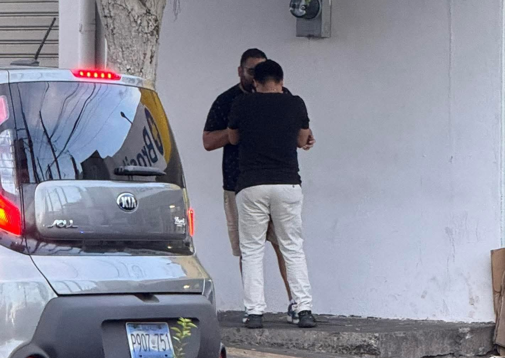 Pleito de pareja se viraliza en las redes; al parecer la relación llegó a su fin