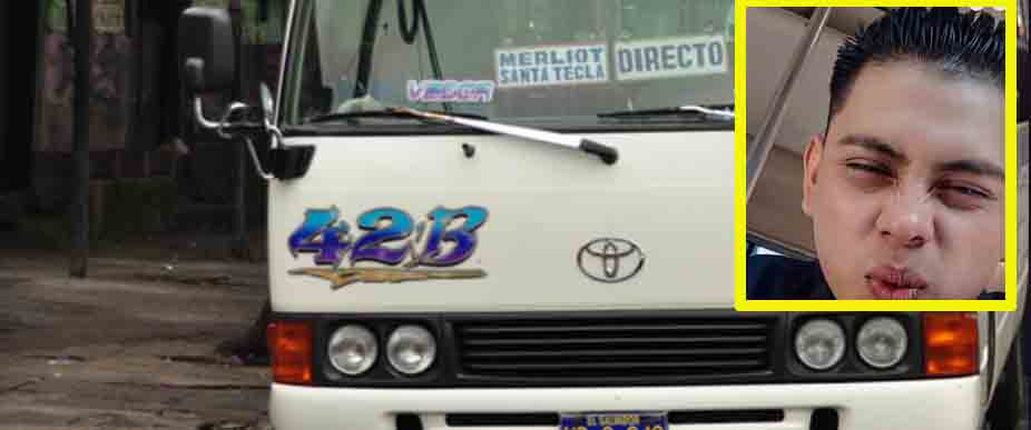 Microbusero de la ruta 42-B asegura que las mujeres se «enamoran de él»