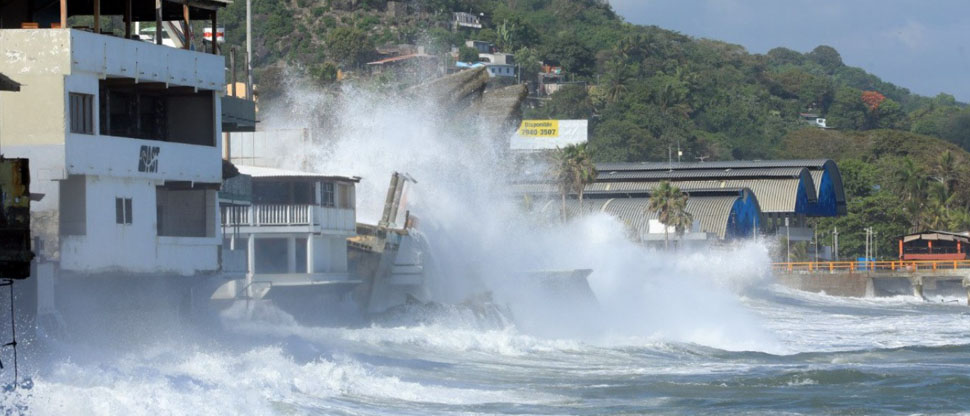 MARN advierte incremento de oleaje en la costa salvadoreña