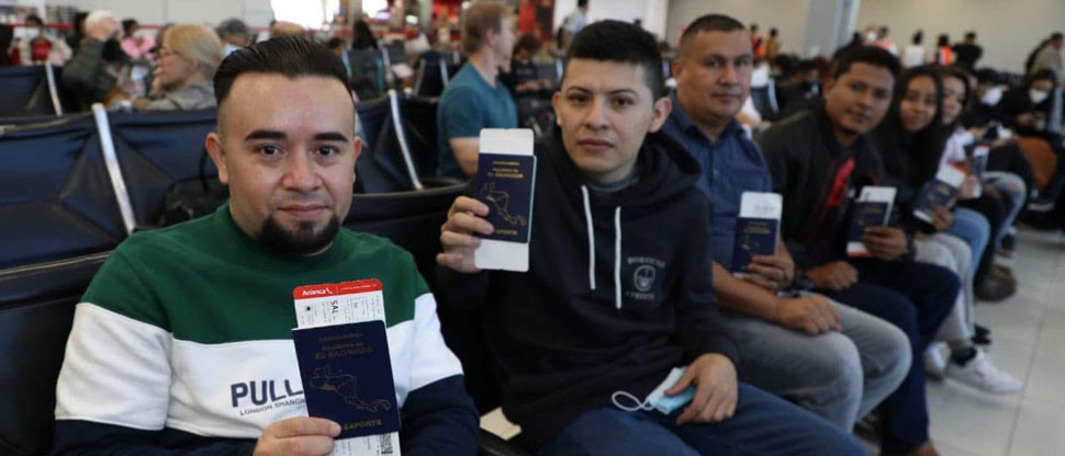 Nuevo contingente de salvadoreños viajará a Canadá en busca de oportunidad laboral